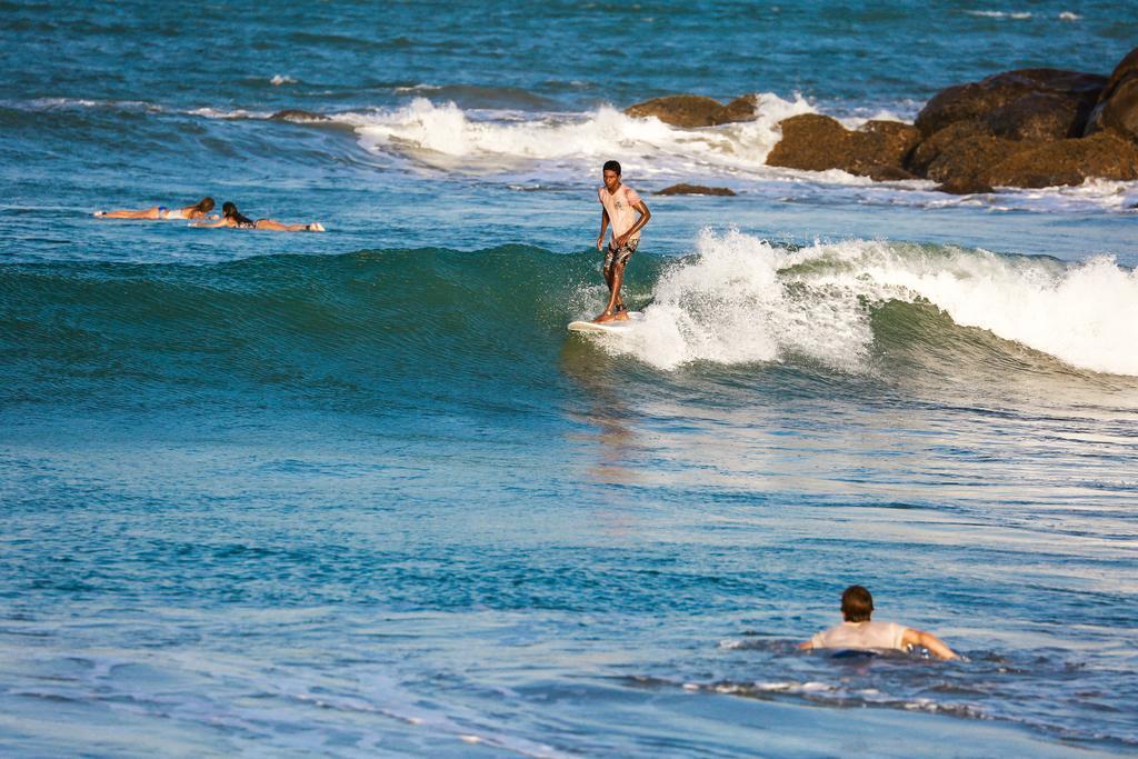 Sunset Surfing Beach Resort Matara Dış mekan fotoğraf